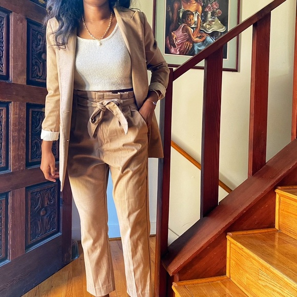 Spring/Summer Suit - Picture 6 of 7